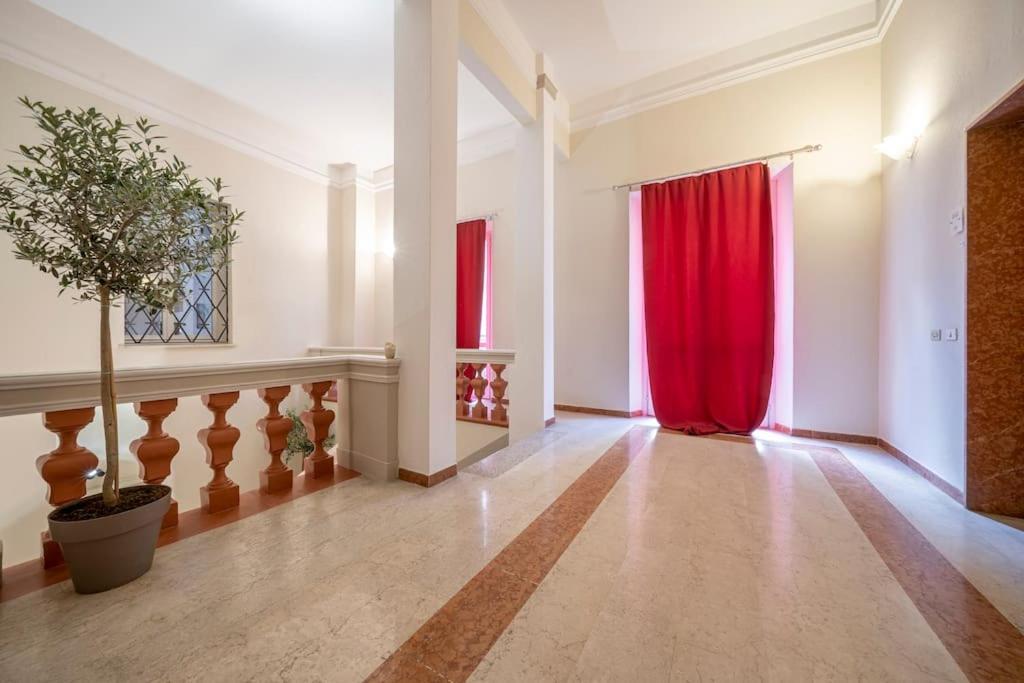 Via Emilia Centro - Stupendo Appartamento A Модена Екстериор снимка